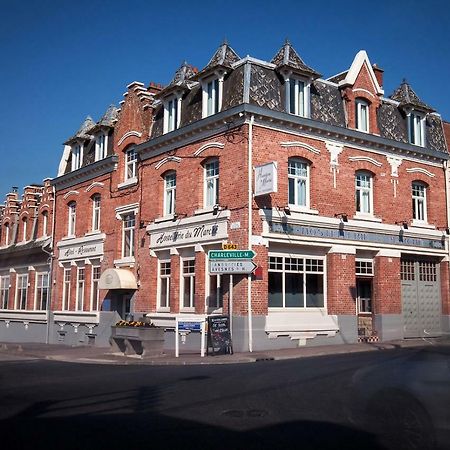 Le Cateau-Cambresis Logis - Hostellerie & Restaurant Du Marche מראה חיצוני תמונה